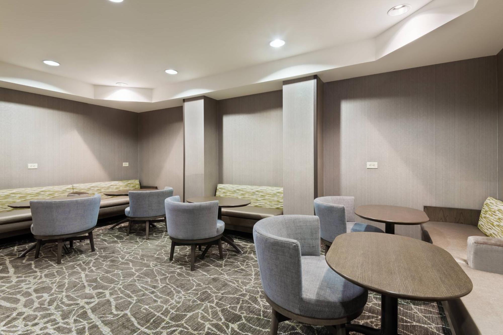 Springhill Suites By Marriott Cleveland Solon Экстерьер фото